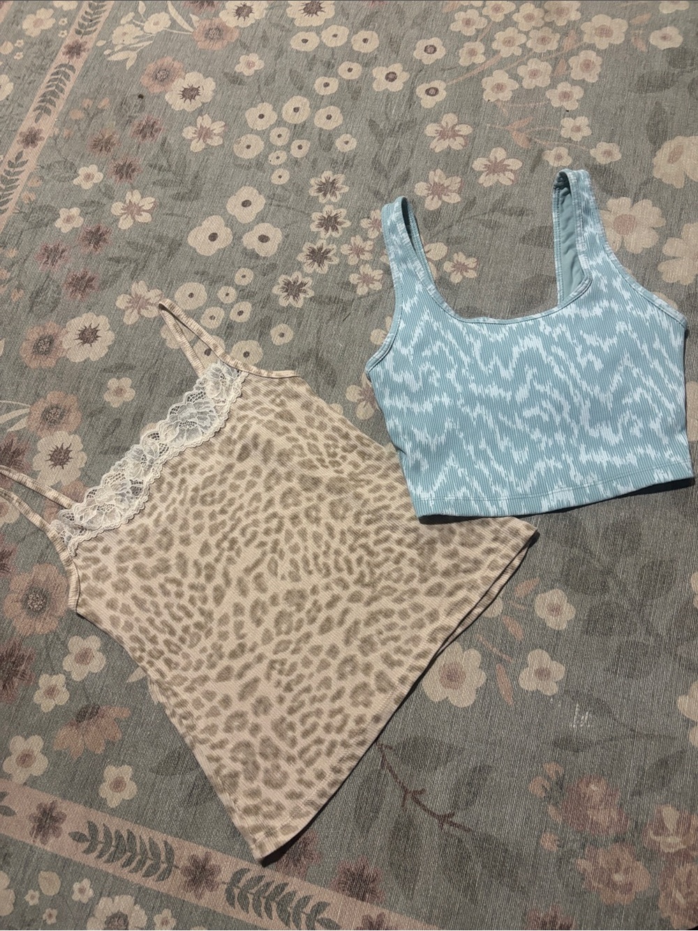 Aerie Light Blue Printed Crop Tank Top & leopard print tank top